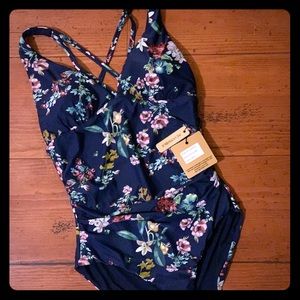 Reversible one-piece swimsuit